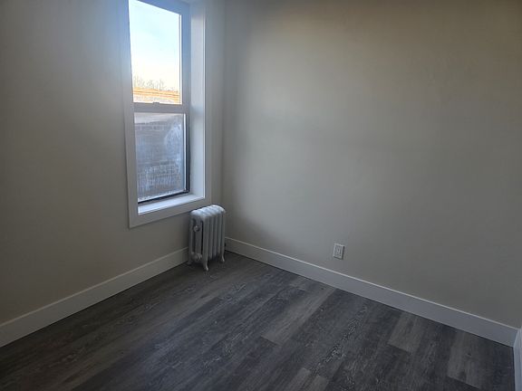 3rd image of 6521 14th Ave #10