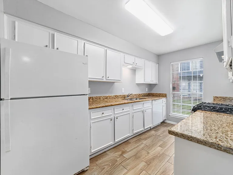 Audrey Lane Townhomes — Photo 32
