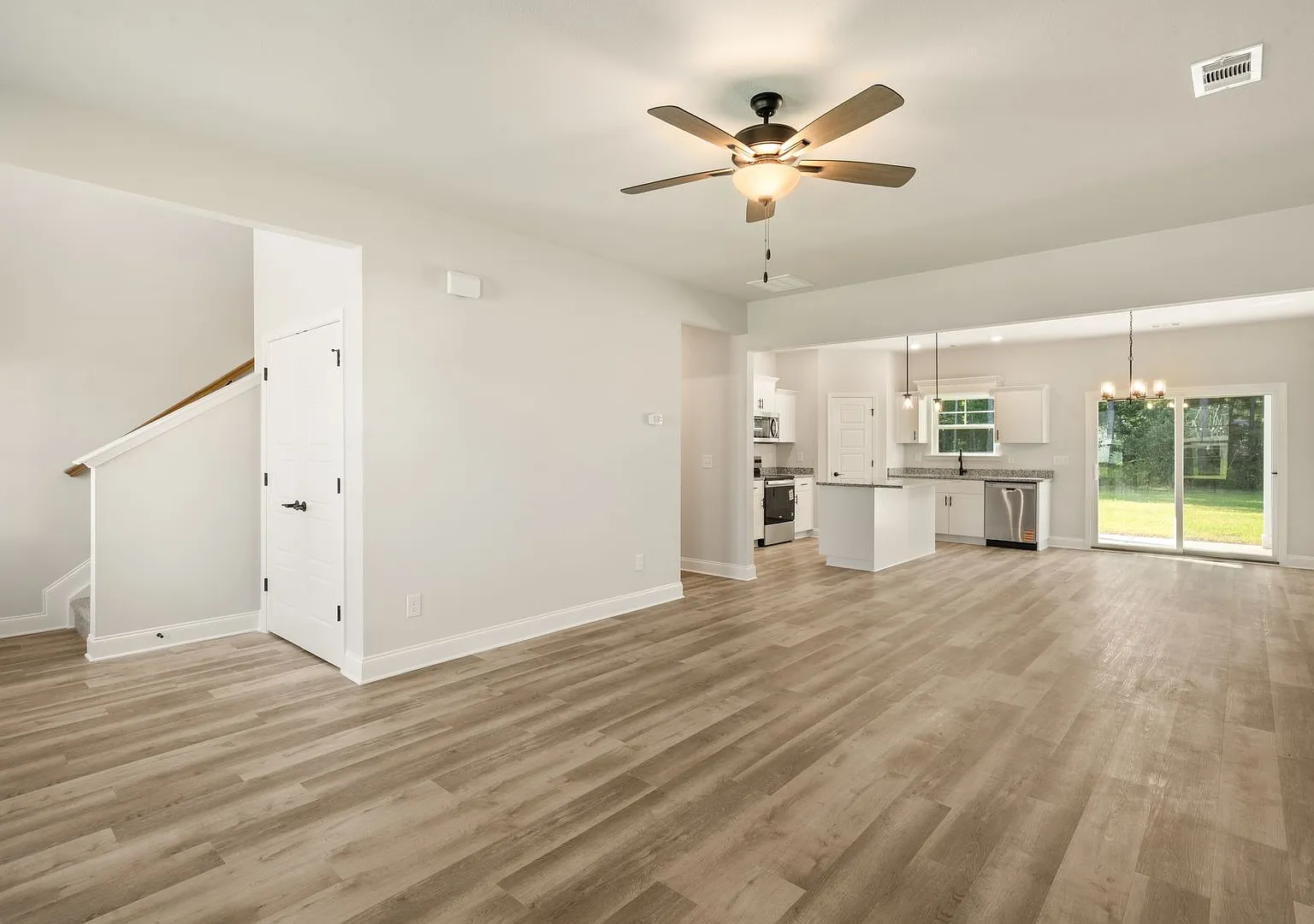 Keystone Homes - 337 Crosswinds Drive — Photo 3