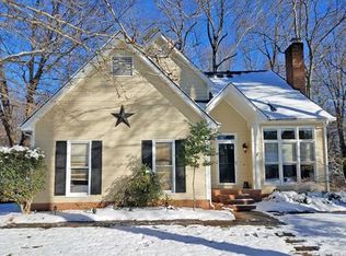 20328 Willow Pond Rd, Cornelius, NC 28031