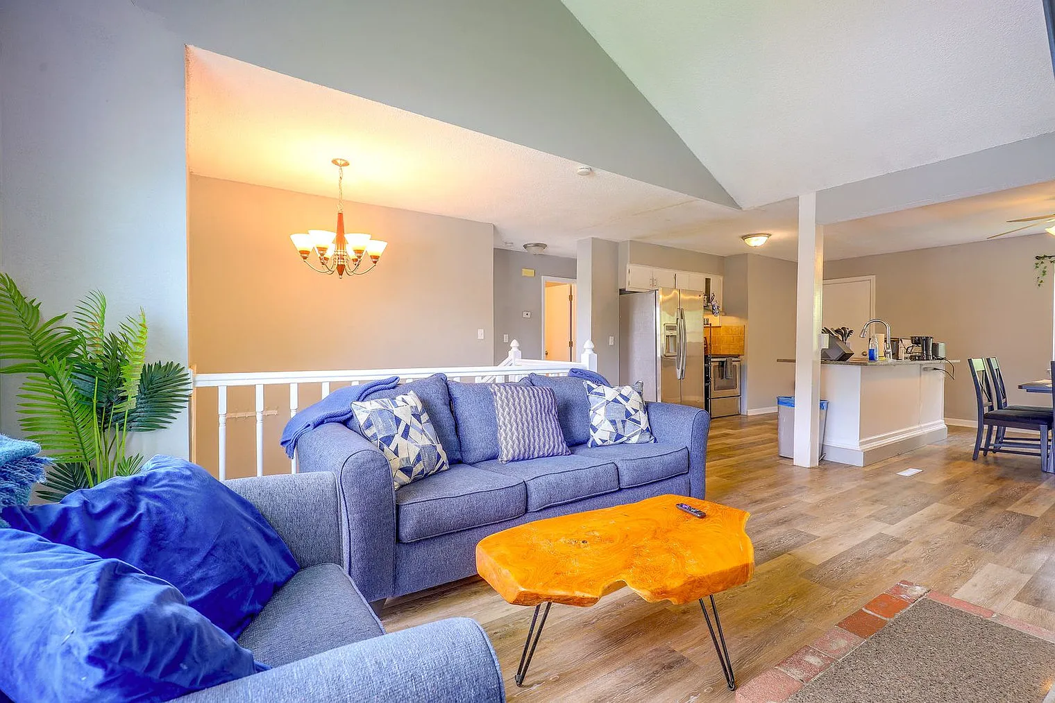 3 bed, 2.0 bath, 2389 sqft, $3,612 — Photo 1