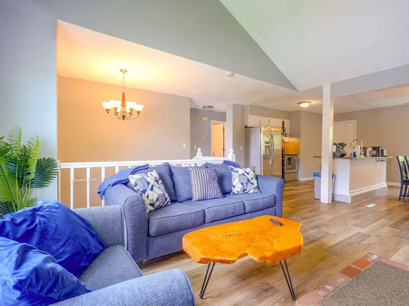 1013 E Huntington Pl #Id1621230p, Olathe, KS 66061