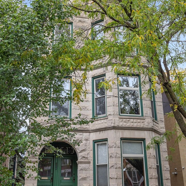 1st image of 832 N Paulina St #3