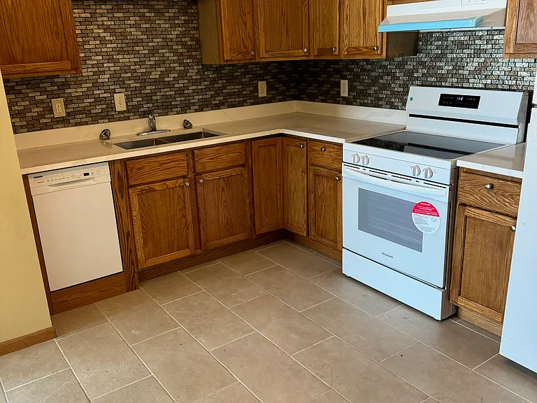 1111 Minns Dr #1 — Photo 1