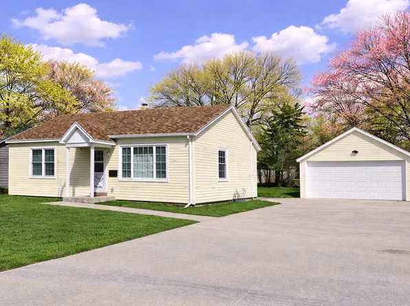 1410 Bennett Dr, Rock Falls, IL 61071