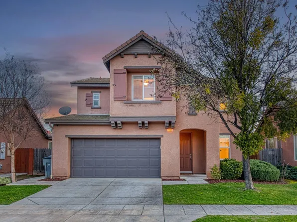 2389 E Turnberry Ave, Fresno, CA 93730