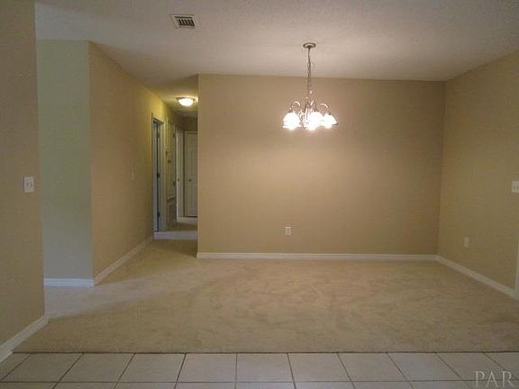 4th image of 733 N 62nd Ave