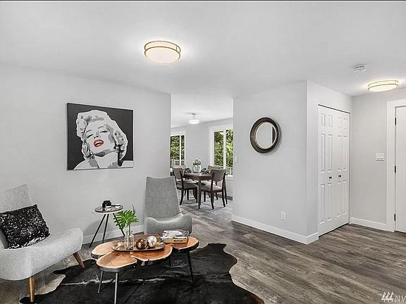 3rd image of 15411 SE Newport Way