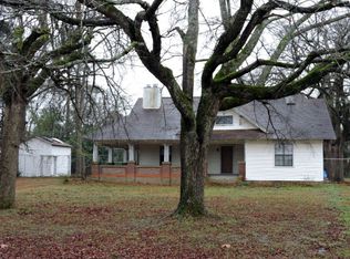 2937 N Jackson St, Palestine, TX 75803