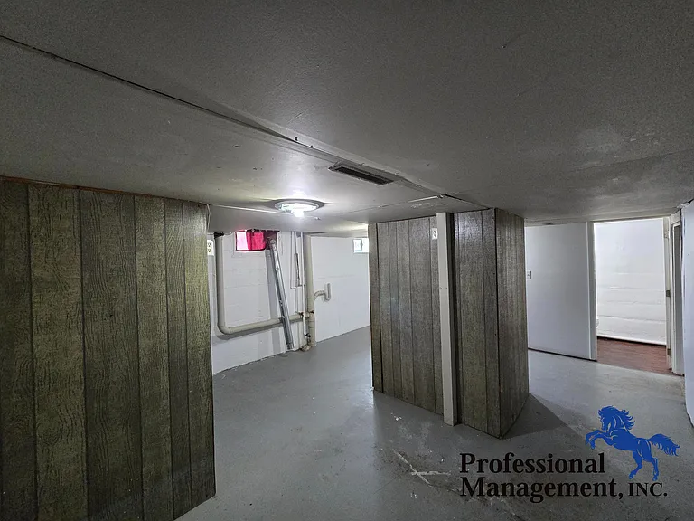 46 Adams St #1/2 — Photo 8