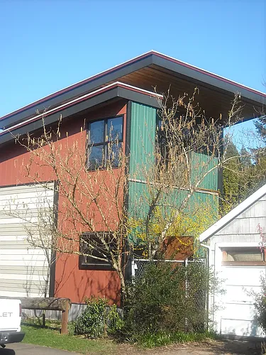 7220 SE 48th Ave #A Photo 1 7220 SE 48th Ave #A Photo 1