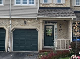 7284 Bellshire Gate #27, Mississauga, ON L5N 8E3