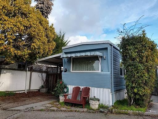 2nd image of 560-18 30th Ave