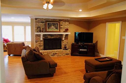 4th image of 113 Devereux Dr