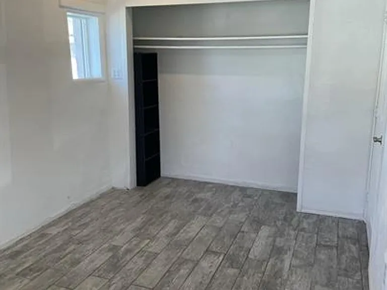3337 E Flower St — Photo 15