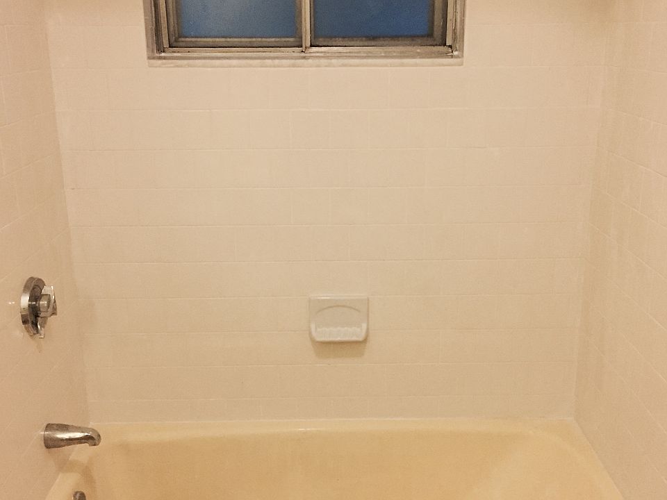 910 Park Ave Cranston RI | Zillow