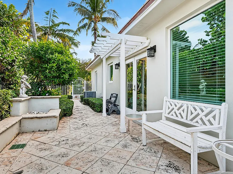 107 E Inlet Dr — Photo 33