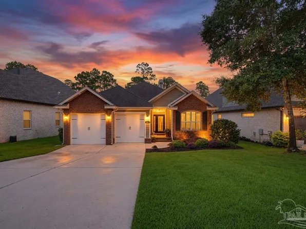 5965 Dahoon Dr, Pensacola, FL 32526