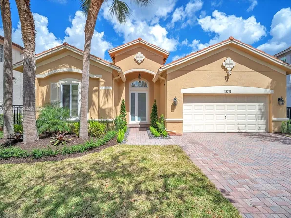 19381 Stonebrook St, Weston, FL 33332