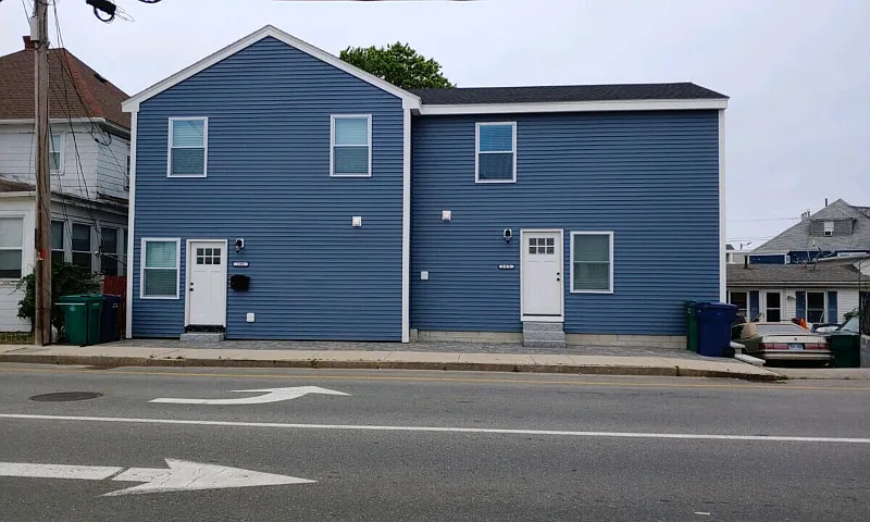 2 bed, $2,200 — Photo 1