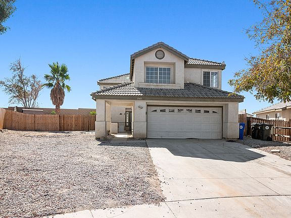 2nd image of 15431 Ventura Ln