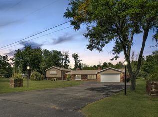 4 Brian Dr, Rexford, NY 12148