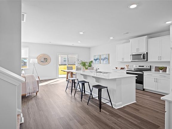 7th image of this home