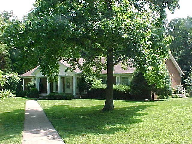 1st image of 1651 Simpson Dr
