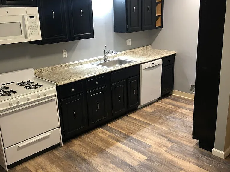 2900 Willett Rd — Photo 11