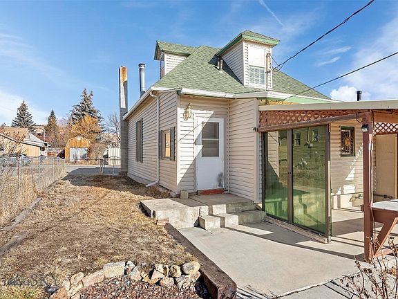 4th image of 1312 Farrell St