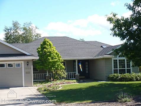 2nd image of 1808 Oakmont Way