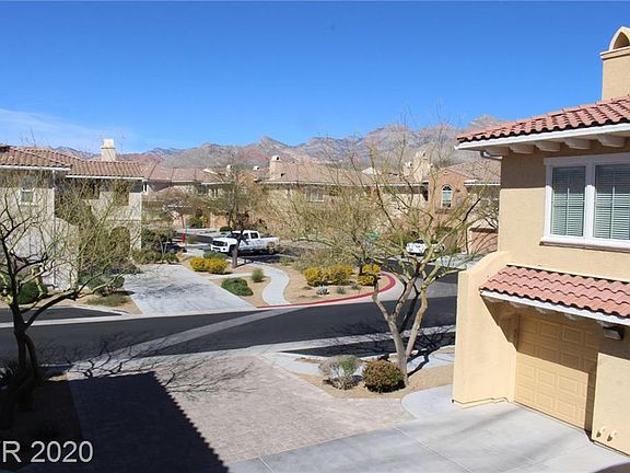 4th image of 820 Canterra St Unit 2054