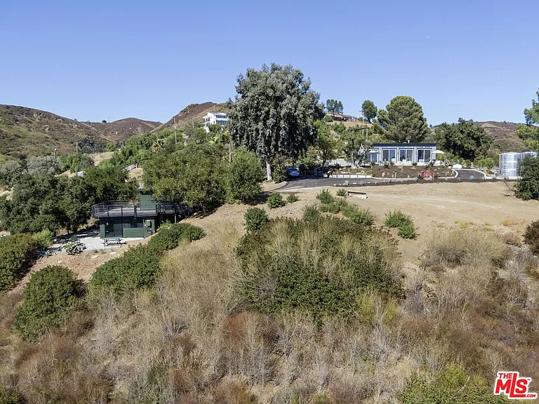 3065 S South Foose Rd — Photo 17