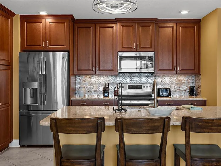 395 Aruba Cir #401 — Photo 19