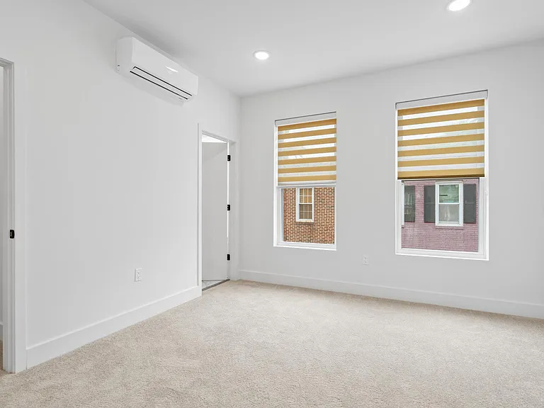 1123 Sterrett St #C — Photo 9