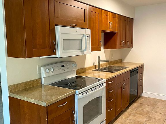 4th image of 3046 Unkaterri Ln #1