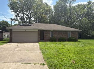 522 E Washita Ct, Springfield, MO 65807