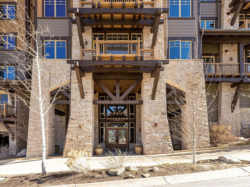 1st image of 8902 Empire Club Dr #406
