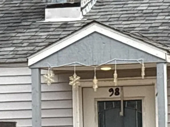 98 Skyridge St, Ludlow, MA 01056