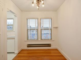 2318 California Ave SW APT A, Seattle, WA 98116