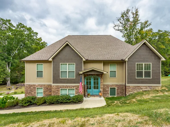 99 Magnolia Pl, Ringgold, GA 30736