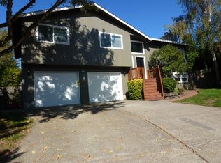 8310 SW Monticello Ct, Beaverton, OR 97008