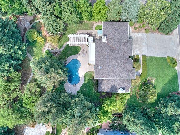2nd image of 10004 Del Almendra Dr