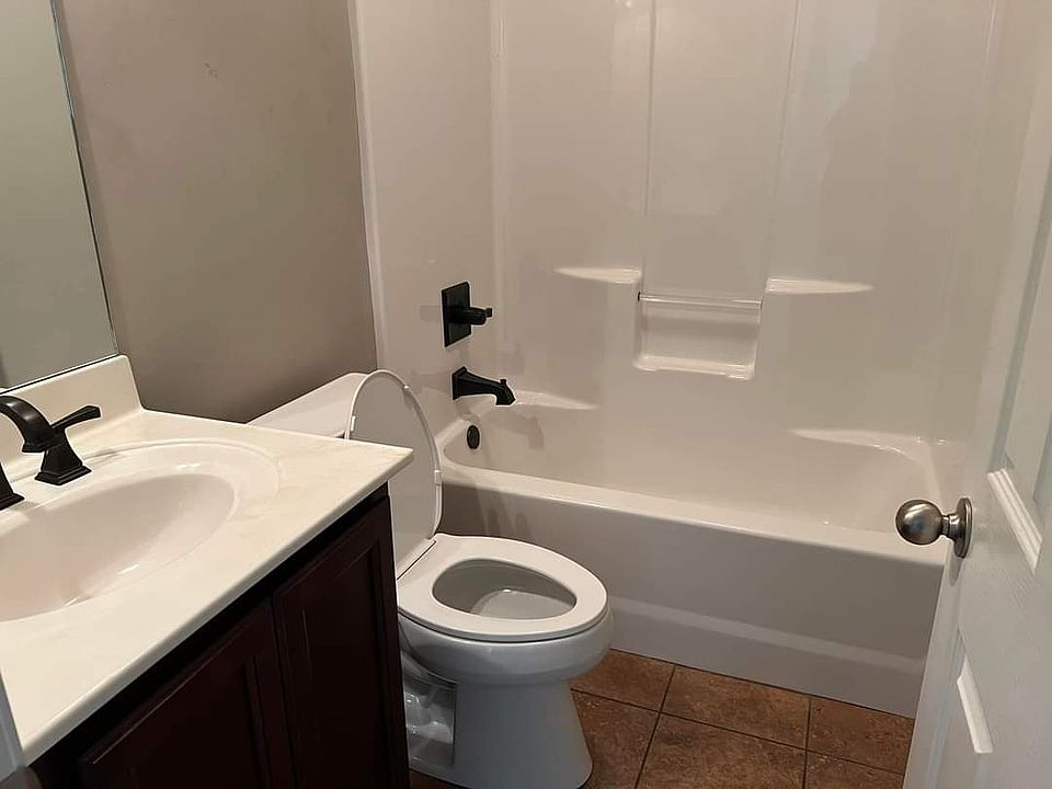 1st image of 92 Emmette Dr #92
