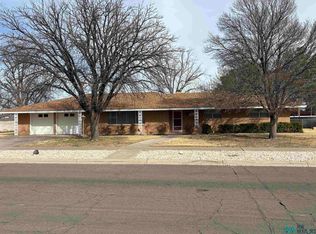 1005 Mullis St, Roswell, NM 88201