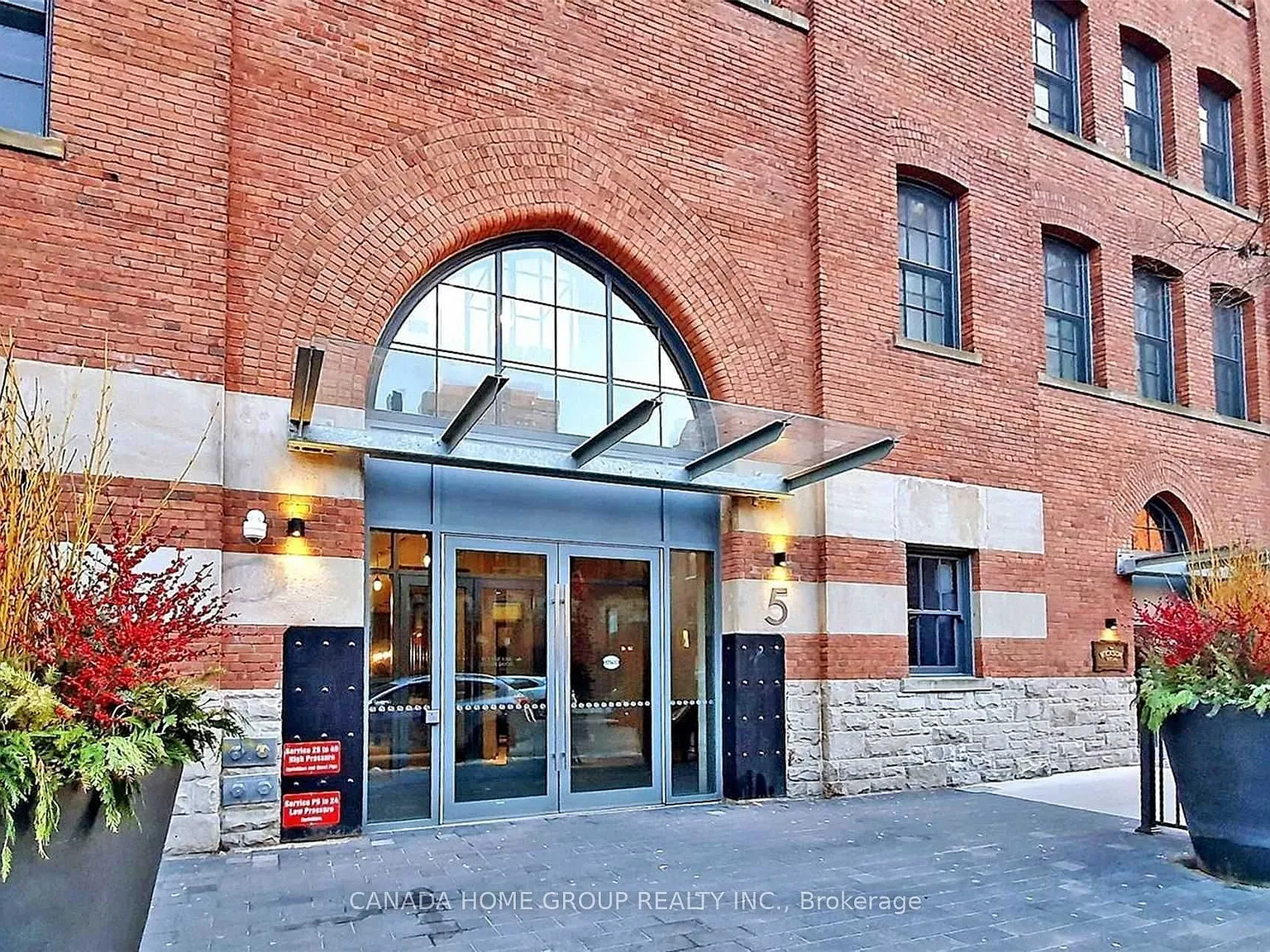 3 bed, $3,800 — Photo 2