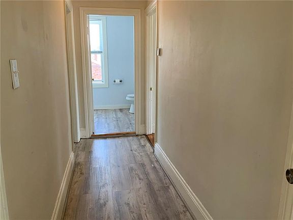 5th image of 1847 Smith St
