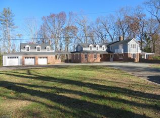 65 Holland Rd, Far Hills, NJ 07931