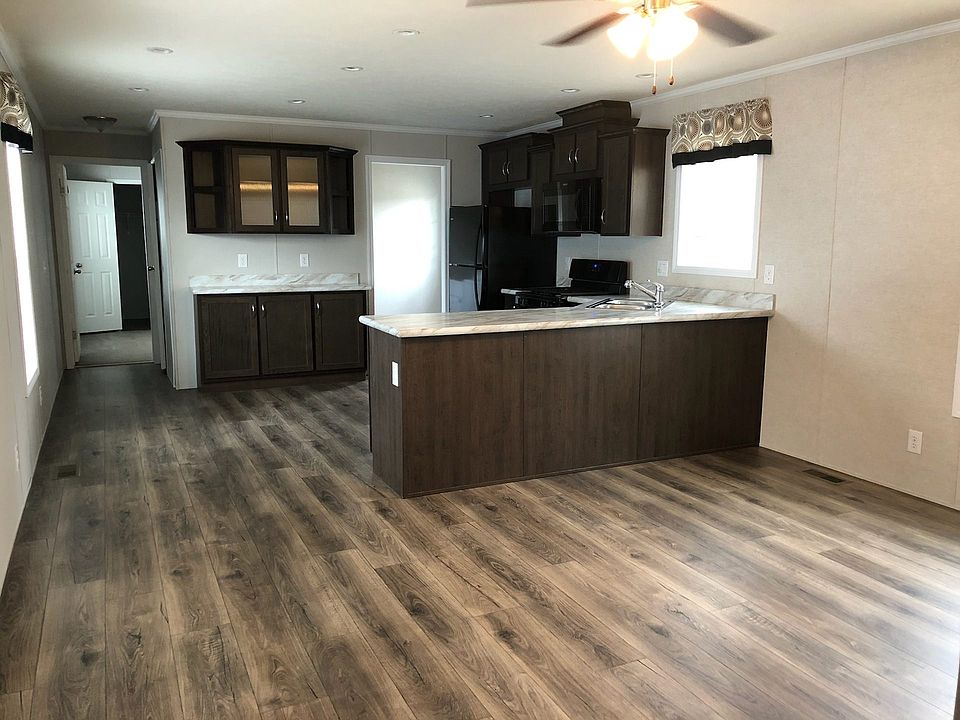 1st image of 2100 Stephenson Hwy #251