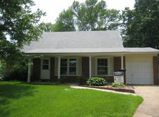 3 Elizabeth Ct, Florissant, MO 63031
